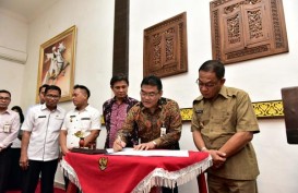 Bank Riau Kepri Serahkan CSR di Kabupaten Lingga