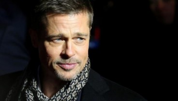 Brad Pitt Setop Minum Alkohol Setelah Bercerai