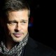 Brad Pitt Setop Minum Alkohol Setelah Bercerai