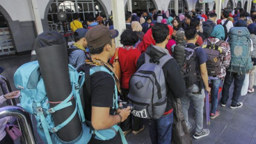 AKSI 55 : Penumpang Kereta Api Bisa Naik dari Stasiun Jatinegara