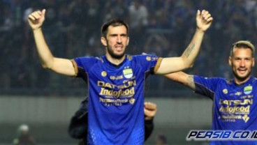 Persib di Papan Atas, Vlado Enggan Sesumbar
