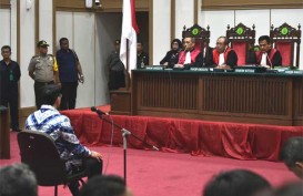 AHOK DIVONIS 2 TAHUN : Hakim Perintahkan Ahok Ditahan