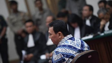 AHOK DIVONIS 2 TAHUN : Tim Penasihat Hukum Kecewa