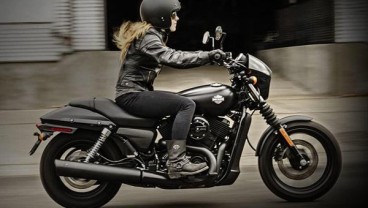 MOTOR GEDE: Harley Davidson Andalkan Street 500