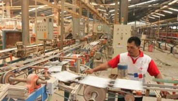 INDUSTRI KERAMIK  : Penjualan Terus Merosot