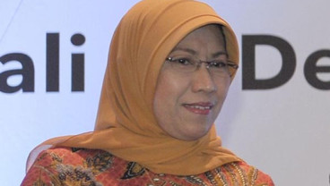 DIVESTASI SAHAM WOMF  OJK Telaah Penyebab Pembatalan