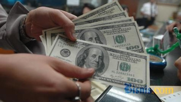 UANG KERTAS ASING : Bank Sentral Batasi Bawa Duit Valas