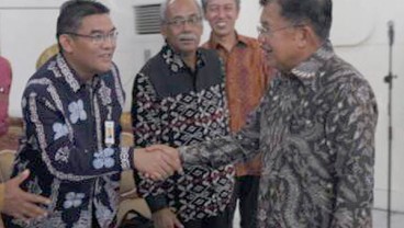 Raih Anugerah Top CSR 2017, Dirut BRK Diterima Wapres Jusuf Kalla