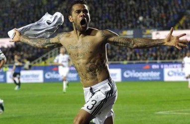 Alves Tinggalkan Juventus ke Tottenham Hotspur?