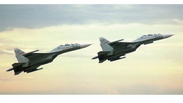 Sukhoi China Cegat Pesawat Tempur AS