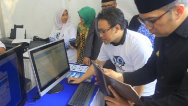 Pantau Siswa Sekolah, Pemkot Bandung Luncurkan Aplikasi Tongsis