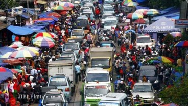 Jualan di Trotoar, Inilah Alasan Pedagang Pasar Tanah Abang