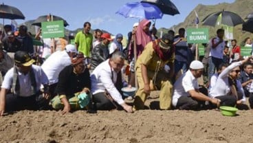 Kementerian BUMN Serahkan CSR Rp2,49 Miliar untuk Warga Sembalun