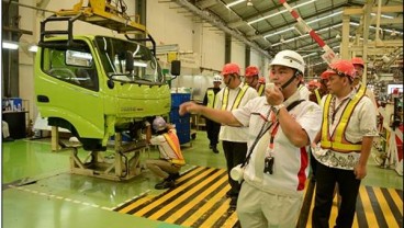 Penjualan Truk Hino Melejit, Ini Penyebabnya