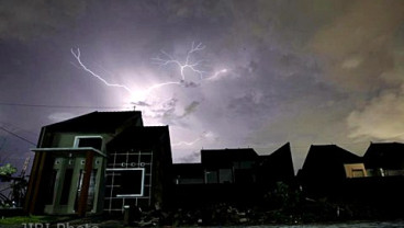CUACA INDONESIA 2 JUNI: Hujan Petir di Banjarmasin dan Samarinda