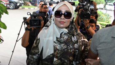Polisi Panggil Lagi Firza & Kak Emma, Kali Ini Jadi Saksi Rizieq