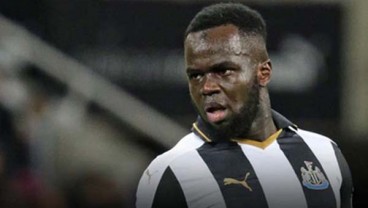 Mantan Pemain Pantai Gading & Newcastle Meninggal di China