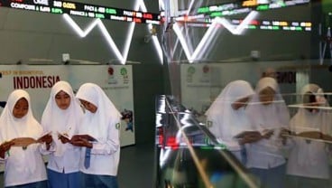 Jakarta Islamic Index Menguat 0,49% Didorong TLKM, ASII & UNVR