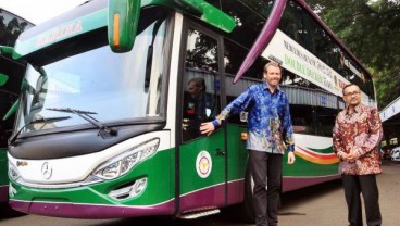 Lorena Luncurkan 12 Bus Double Deckers Mercedes Benz