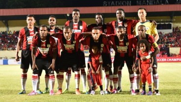 Lestiadi Lo Mundur, Persipura Ditangani Mettu Dwaramuri