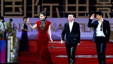 China Tutup 60 Akun Penyebar Gosip Selebritas