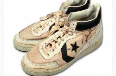 Sepatu “Jadul” Michael Jordan Terjual Seharga Rp2,53 Miliar