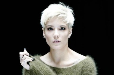 Halsey, Penyanyi Solo Wanita Pertama Pemuncak Billboard 200 Tahun Ini