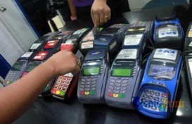 KARTU KREDIT : Bank Masih Waspada