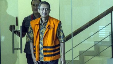 SIDANG GRATIFIKASI PAJAK : Uang Suap untuk Dinas & Keperluan Pribadi