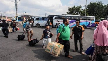 Jumlah Penumpang Bus Turun Akibat Perubahan Pola Perjalanan