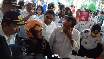 Menhub Lepas Mudik Gratis Sepeda Motor dari Priok ke Semarang