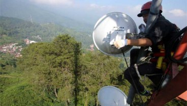 JARINGAN SELULER MUDIK : XL Kerahkan 30 Mobile BTS