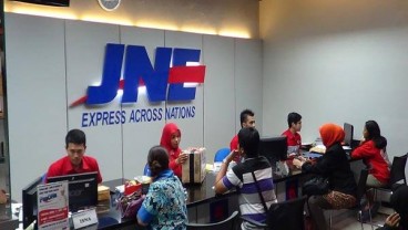 EKONOMI RAMADAN : Usaha Jasa Pengiriman Menuai Berkah