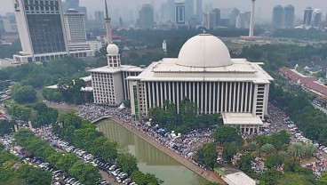 Ratusan Jamaah Takbiran di Masjid Istiqlal