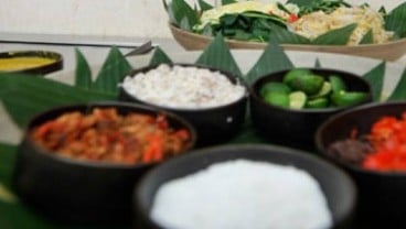 OPEN HOUSE ISTANA: Menu Santapan Combro,  Gudeg, Soto Kikil, Tengkleng