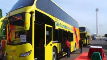 Antre Naik Bus Tingkat Wisata Jakarta City Tour