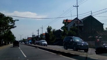 ARUS BALIK LEBARAN 2017: Jalur Gresik-Tuban Ramai Lancar, Babat Banyak Jalan Berlubang