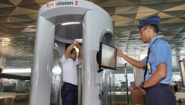 Penumpang di Bandara Soekarno Hatta Meningkat
