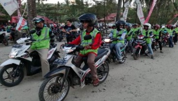 Berkah Ramainya Wisata Pantai Klayar Bagi Komunitas Ojek