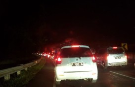 Ruas Tol Jatingaleh-Krapyak Macet Panjang