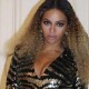 Beyonce Kampanye Air Untuk Anak-anak di Burundi