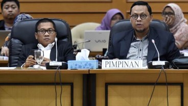 RUU PEMILU : Jokowi Didesak Terlibat Penentuan Presidential Threshold