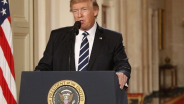 Trump ke Paris, Tentara AS Berbaris di Champs Elysees