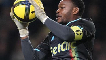 Satu Musim di Palace Penuh Cedera, Mandanda Balik ke Marseille