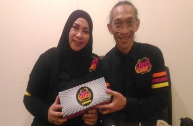 Ketika Melly Goeslaw Berbisnis Cake di Pekanbaru