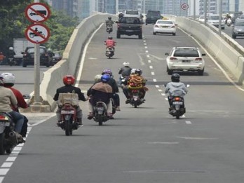 Lewati Jalan Layang Casablanca, Sepeda Motor Bakal Dihukum