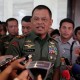 INFO HAJI : Panglima Jenderal Gatot Nurmantyo Lepas 230 Calon Haji TNI