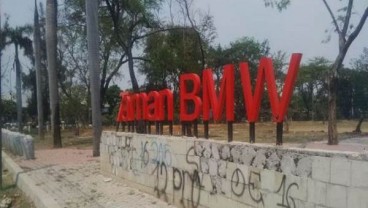 Digusur, Bangunan Liar di Taman BMW