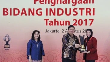 Menperin Serahkan 26 Penghargaan Bidang Industri