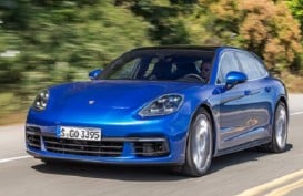 MOBIL SPORT :  Wajah Baru Seri Panamera